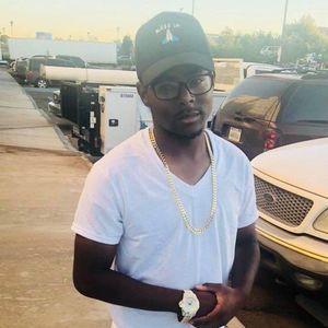 Meet your Posher, Adriel